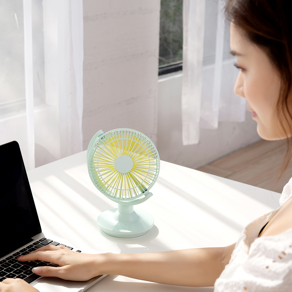 Introduction of fan products of well-known silent cooling fan manufacturers.wholesale mini fans